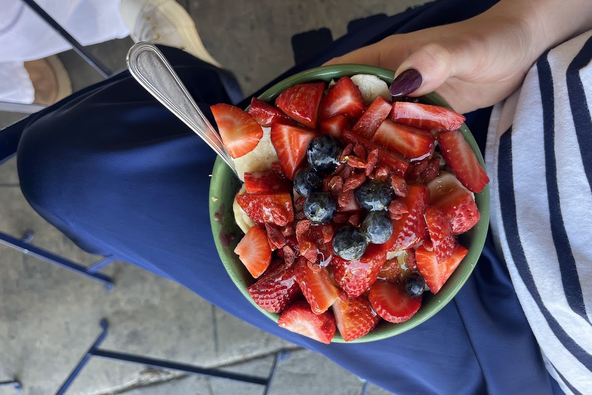Backyard Bowls, Santa Barbara, CA