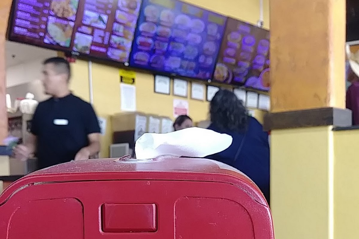 La Fonda Taqueria y Mariscos