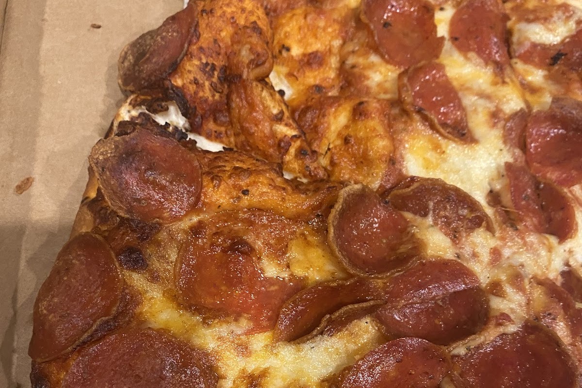 Round Table Pizza