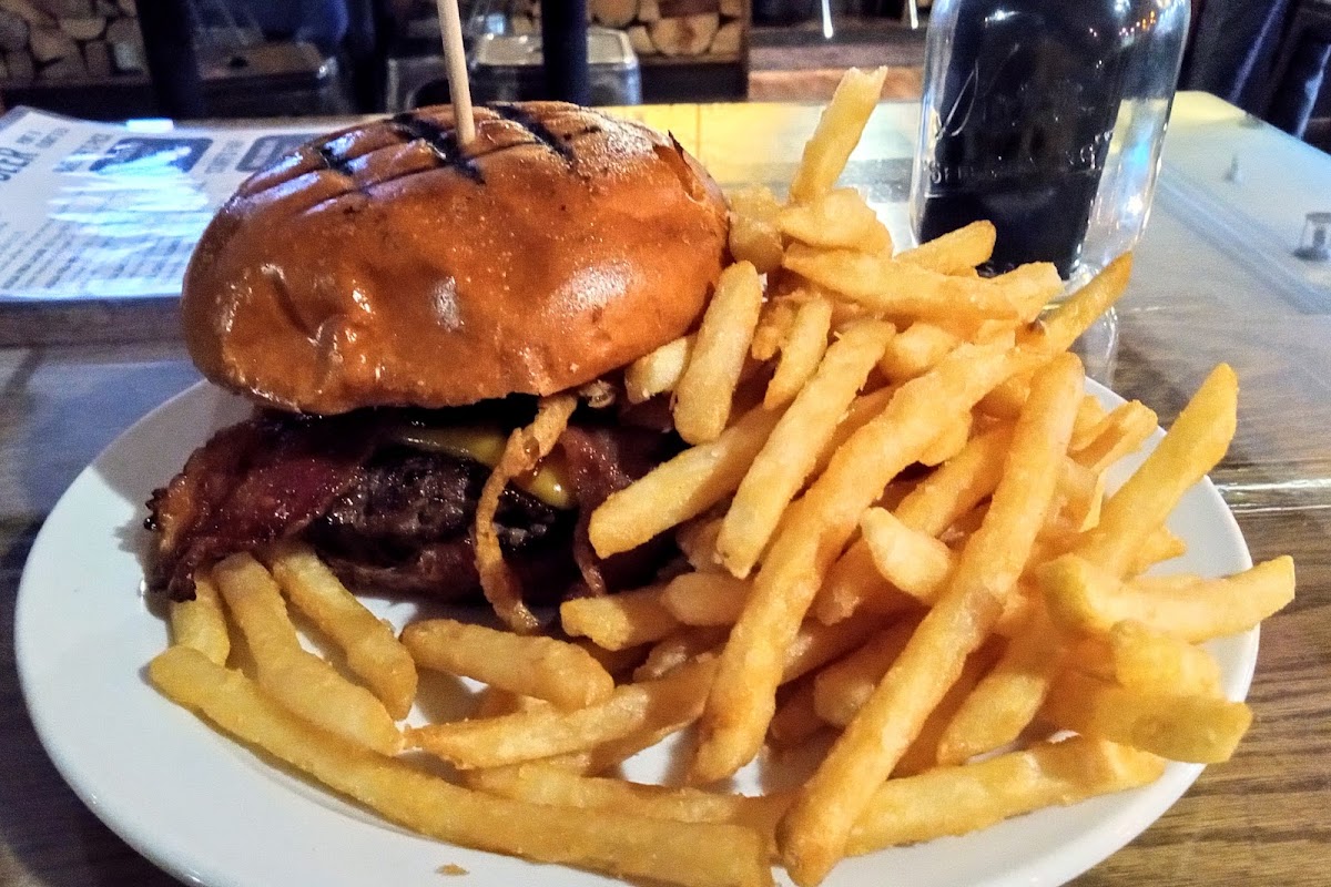 Cold Water Brewery and Grill