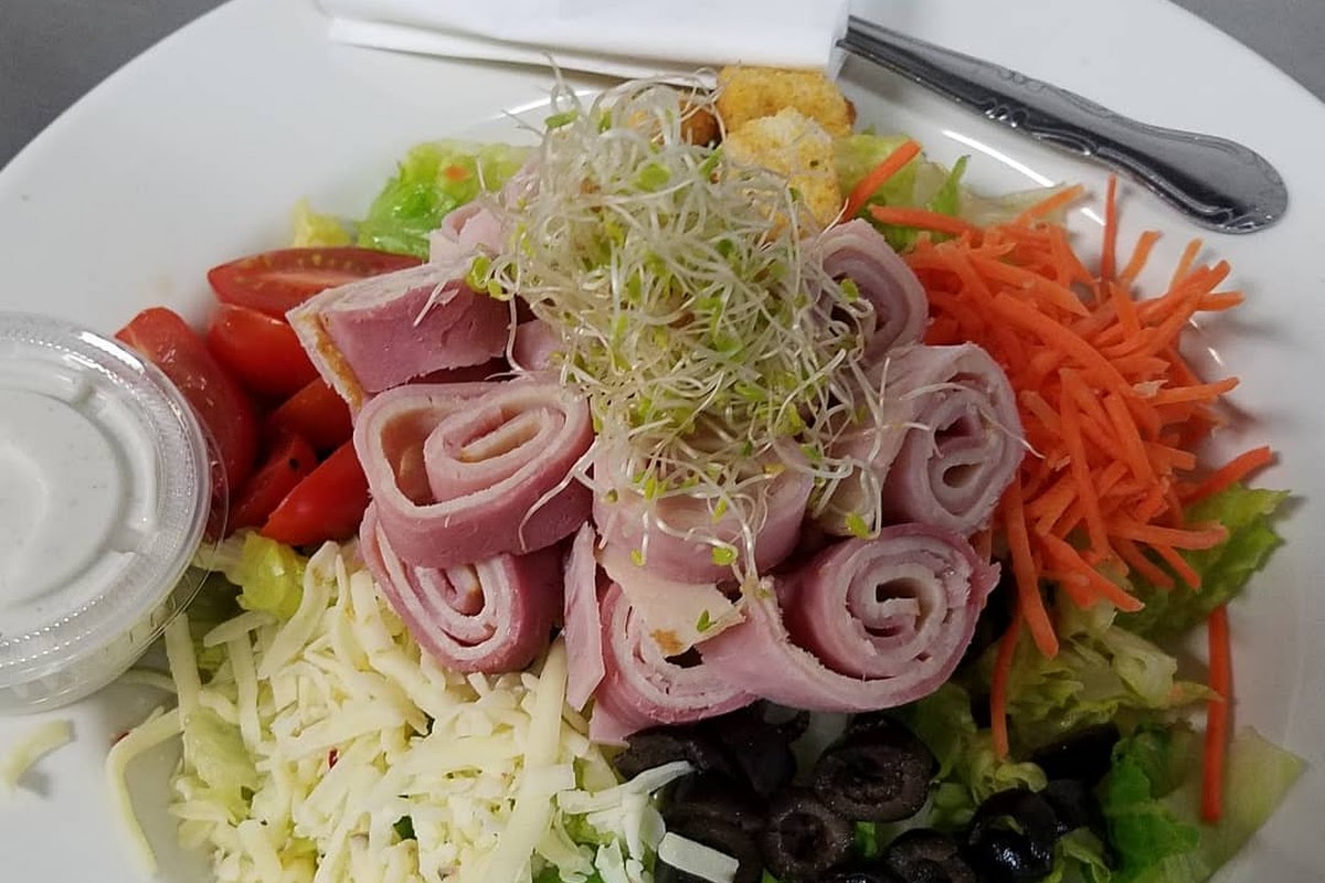 CJ's Urban Cafe