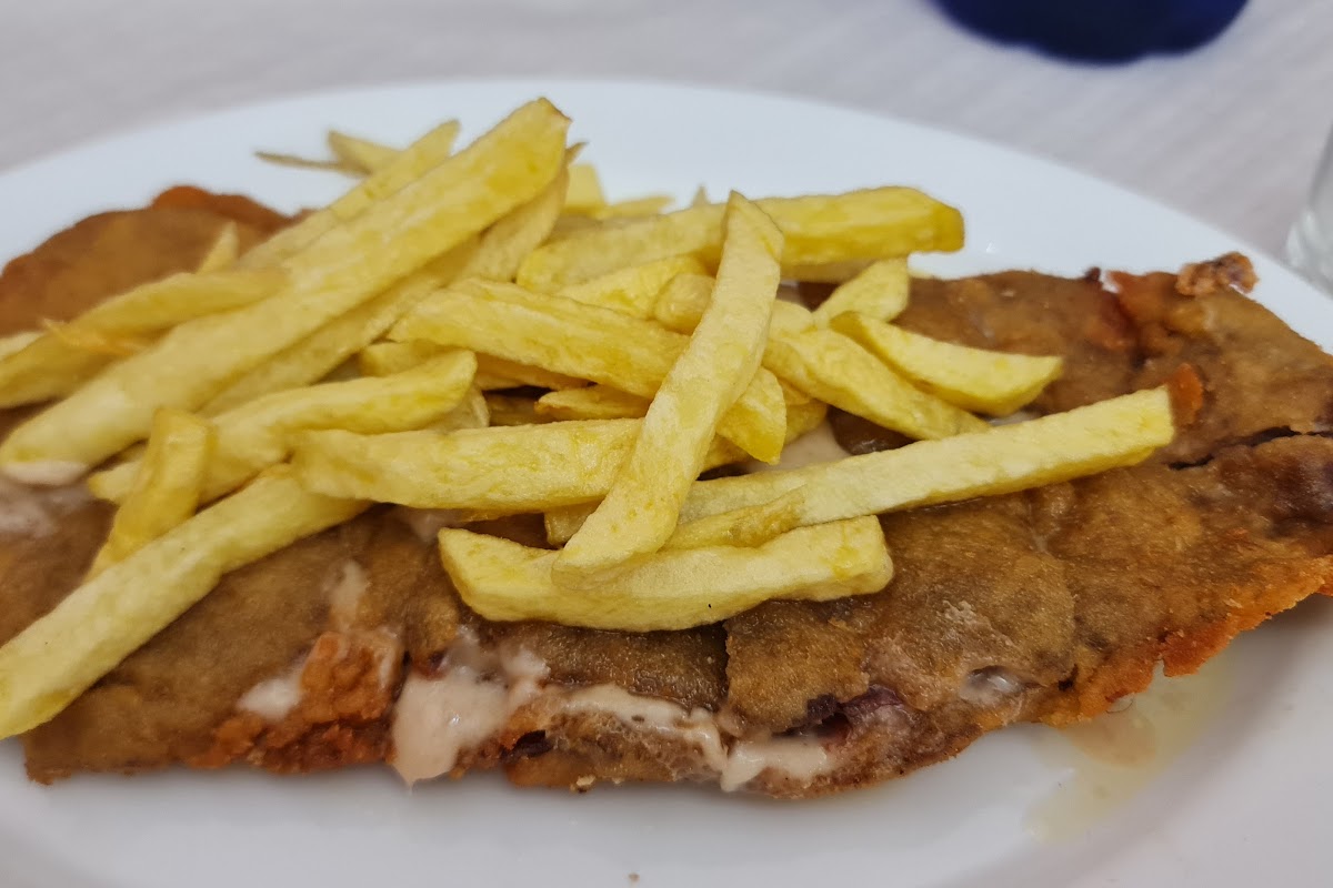 Mesón Restaurante Pata Chica, Cumbres Mayores