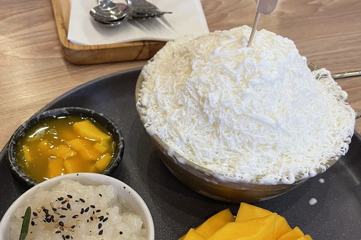NaYa Dessert Cafe