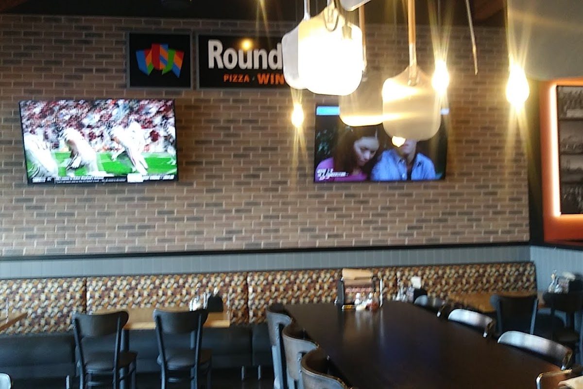 Round Table Pizza
