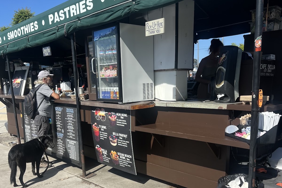 Cafe Bella Drive Thru