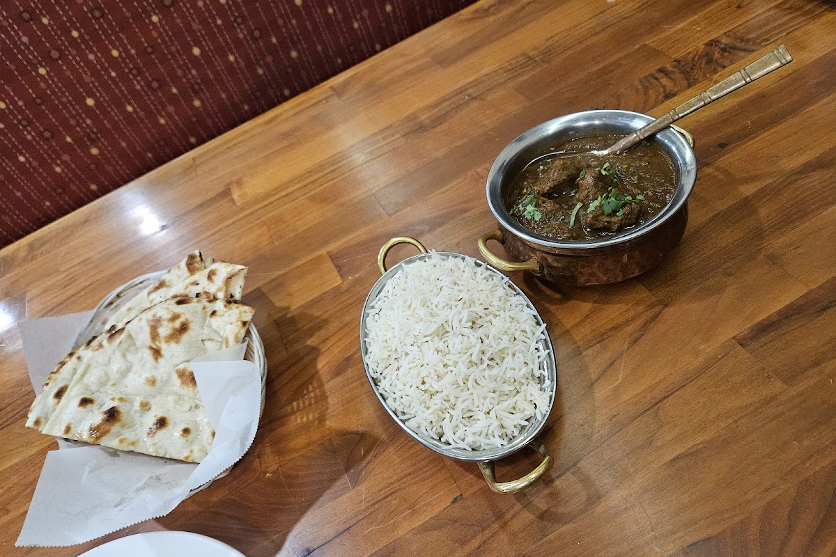 Naan & Curry