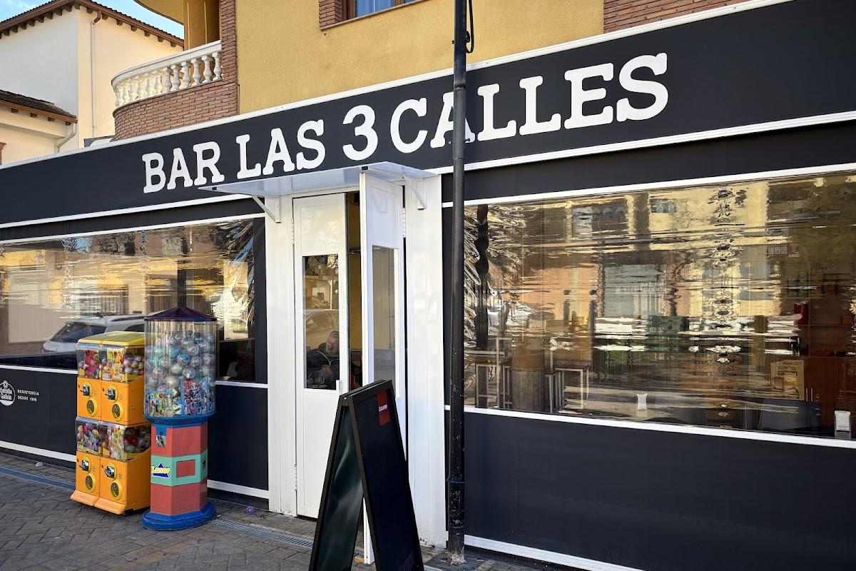 Café Bar Las Tres Calles