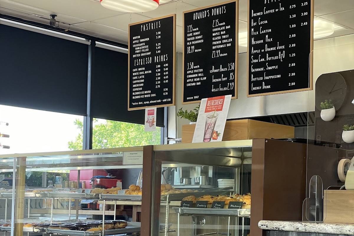 Howard's Donuts, Gold River, CA