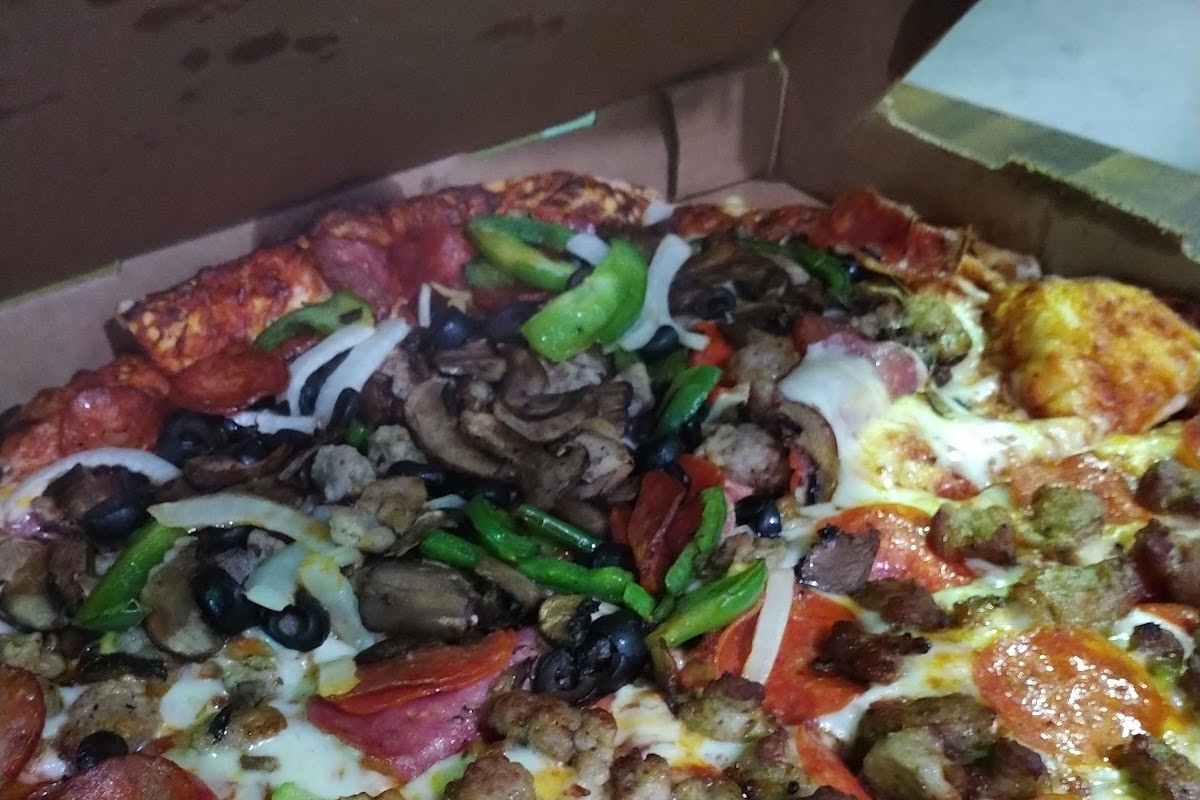 Round Table Pizza