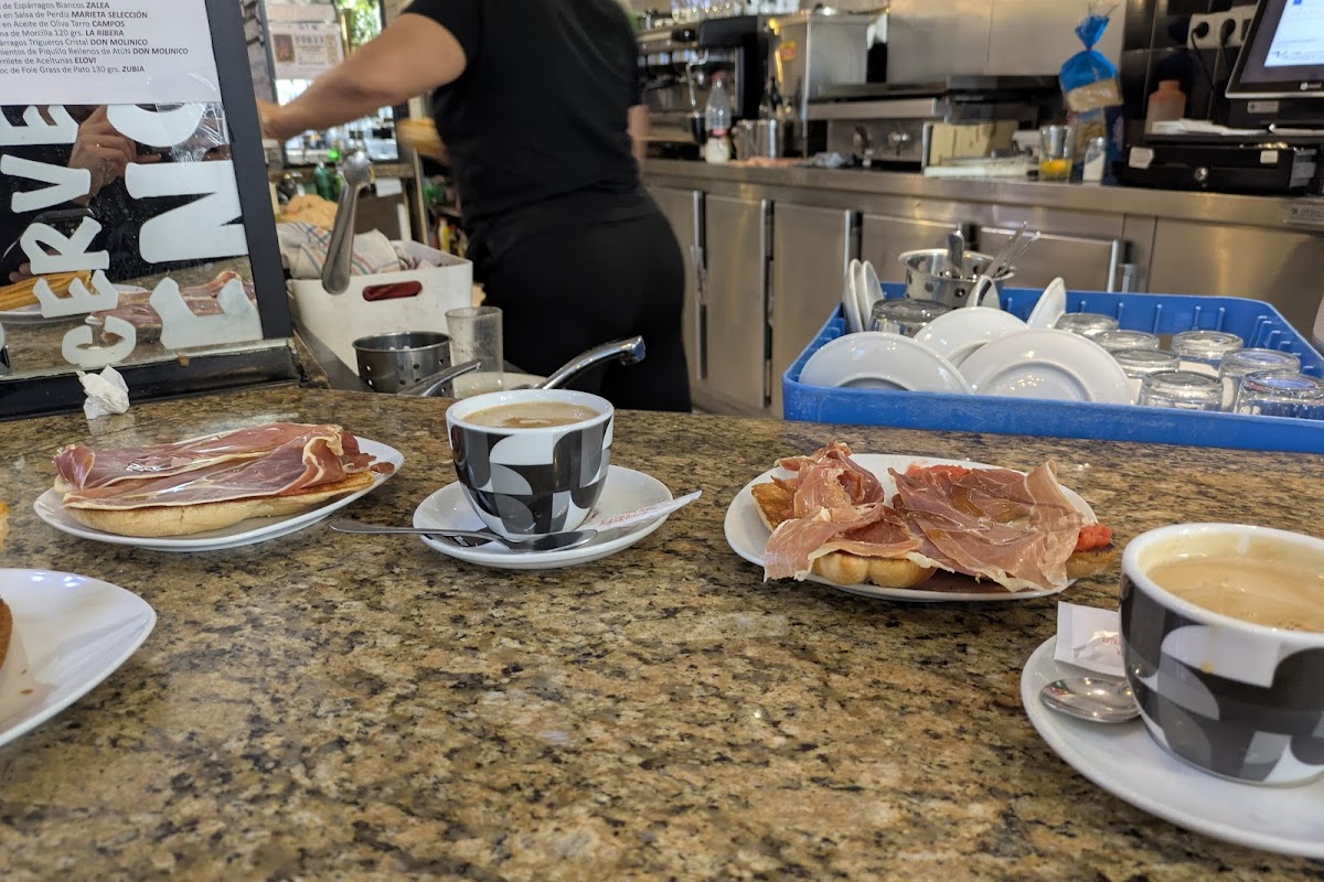 Cafetería Estrecho