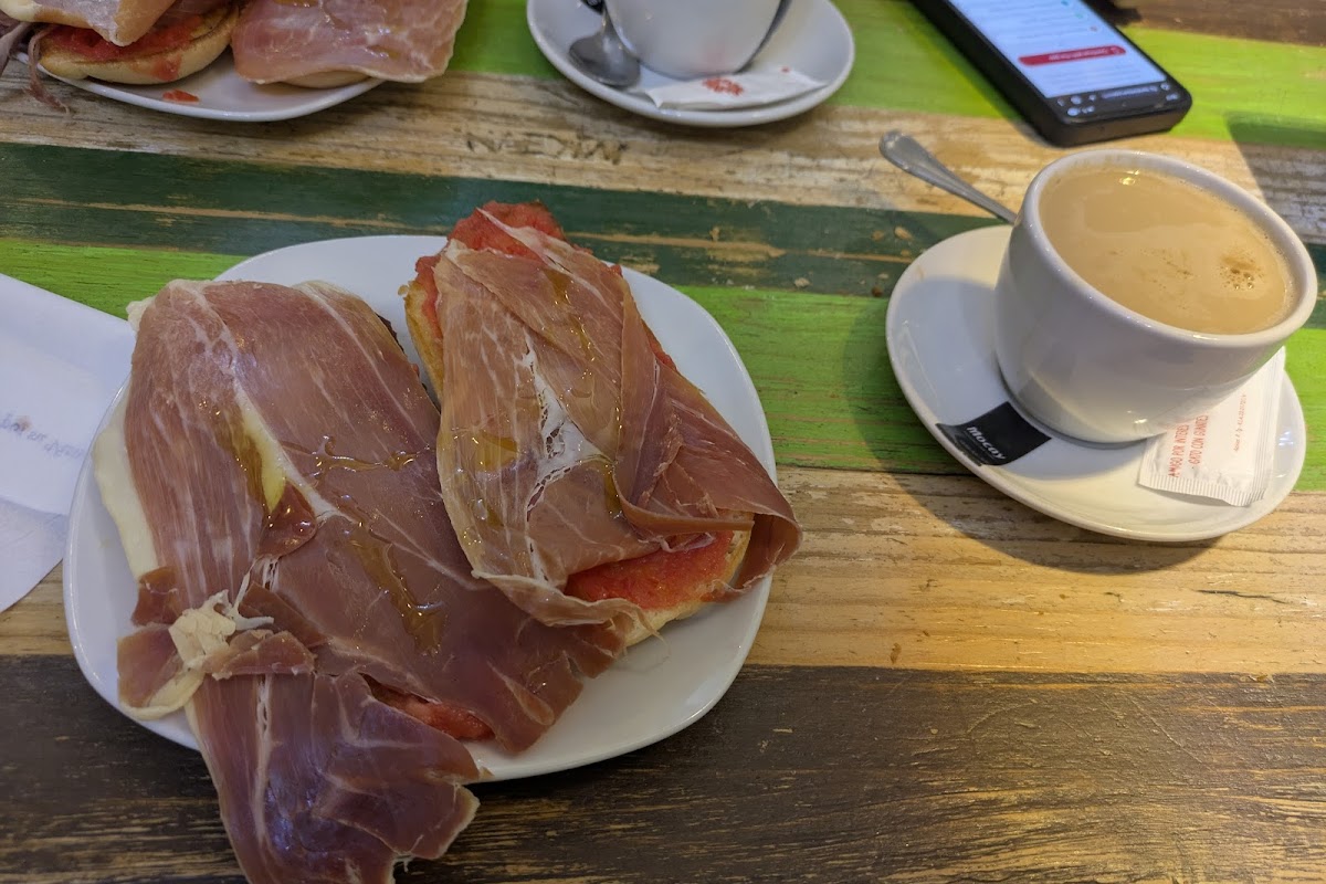 Cafetería Estrecho