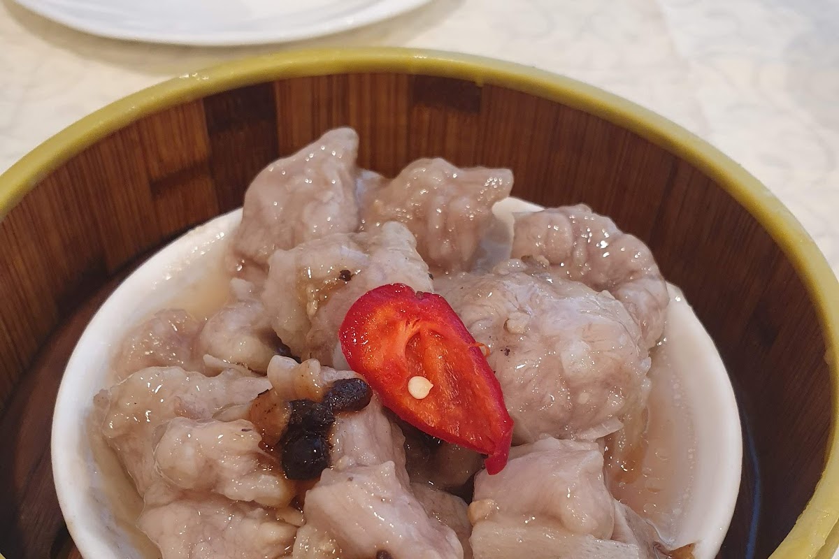 Hung To Seafood Restaurant