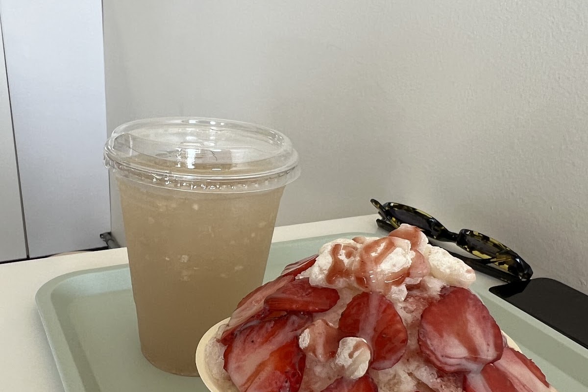 Cafe Mukbang