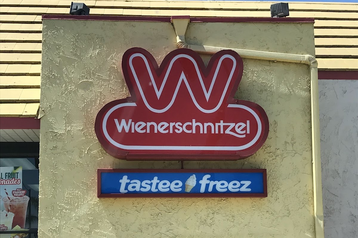Wienerschnitzel