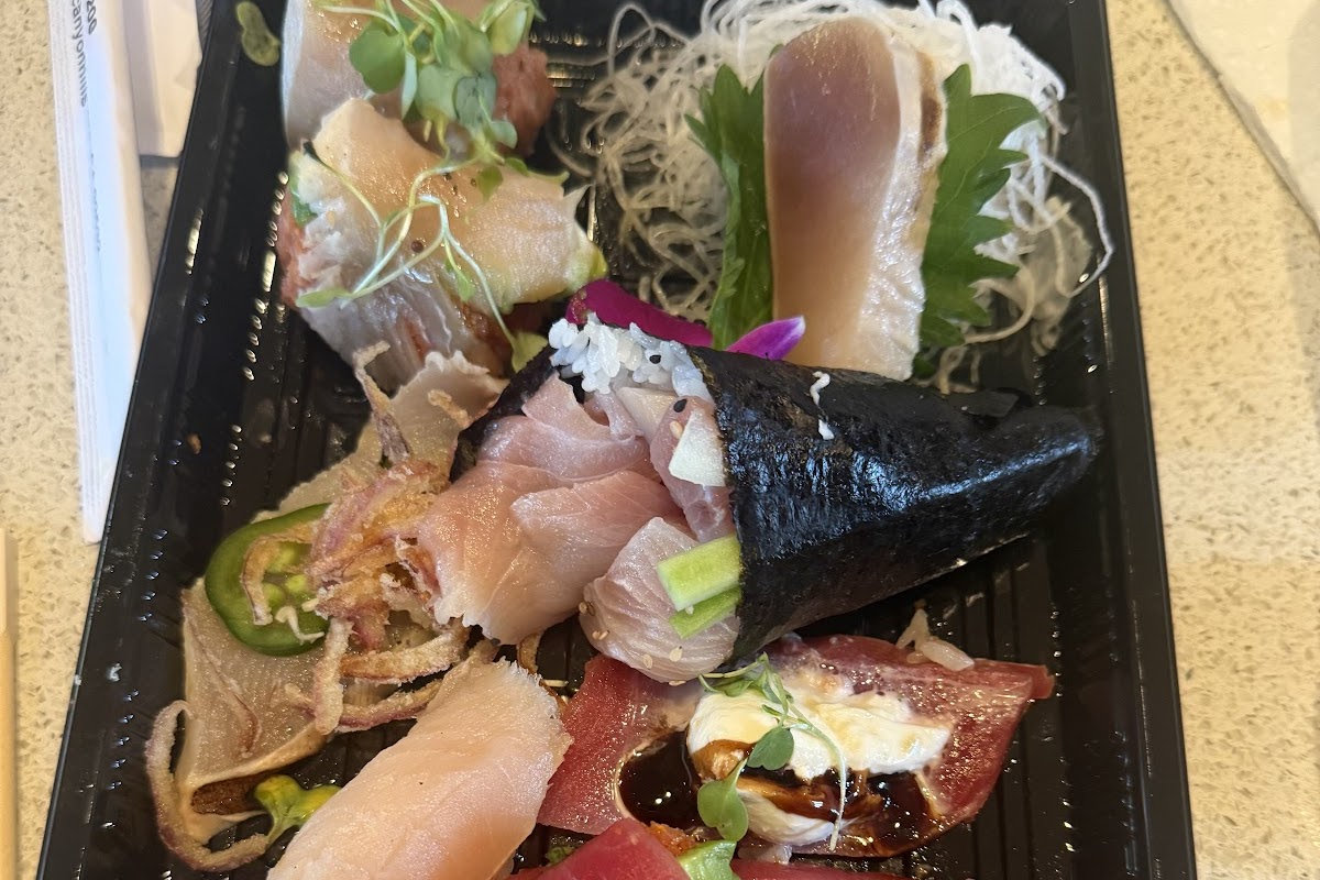 Hana Sushi Canyon Hills, Lake Elsinore, CA