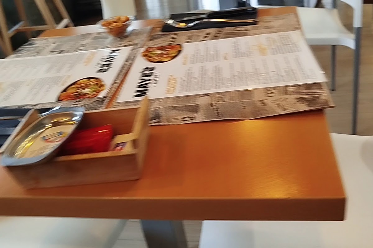 Maye's Bistró