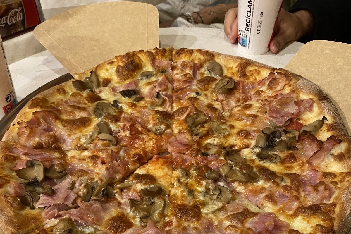 Rocko Pizza