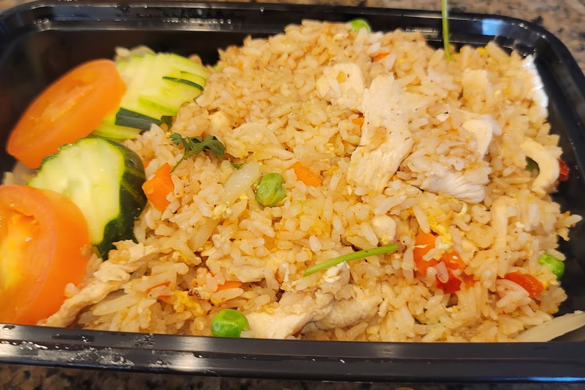 Lur Ros Thai Kitchen