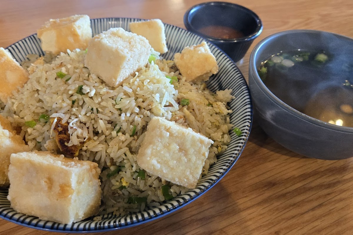 Xin Chao, A Vietnamese Eatery