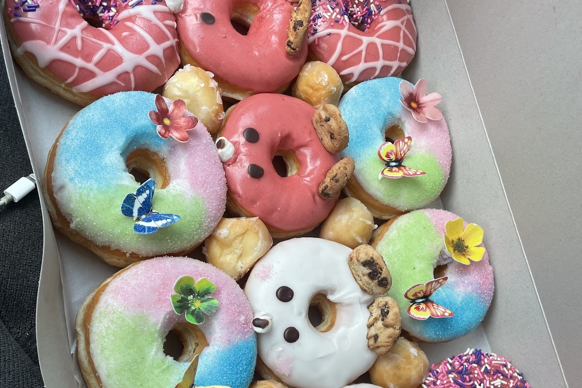 Pam’s Donuts
