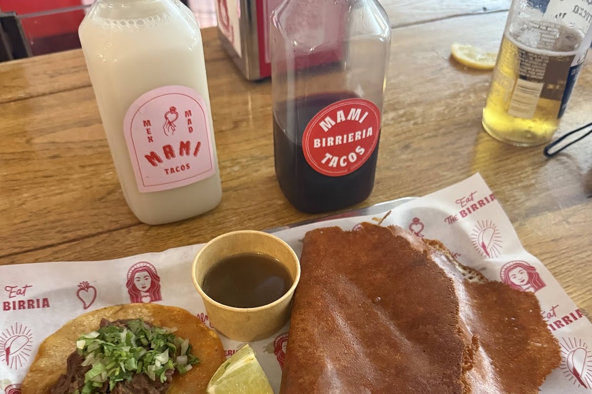 Mami Tacos Birrieria