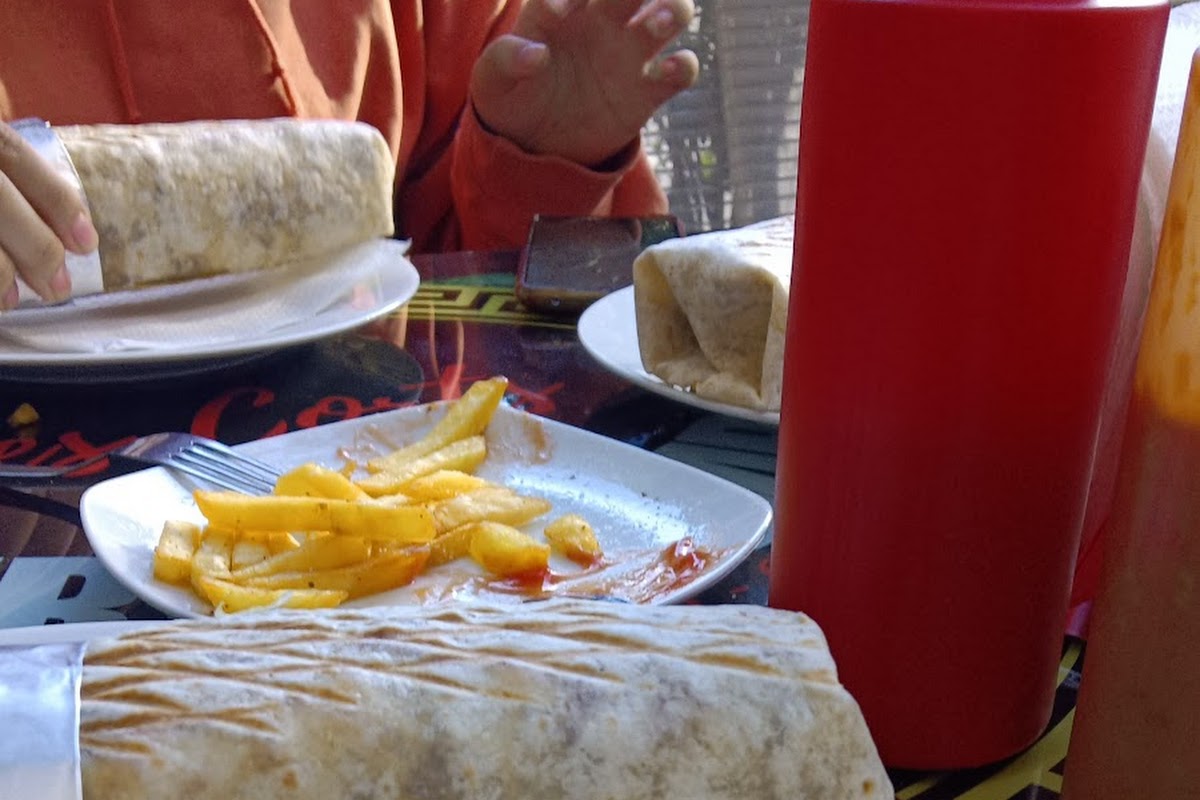 Turk Kebab & Pizza, Avinguda De Les Corts Catalanes, Spain