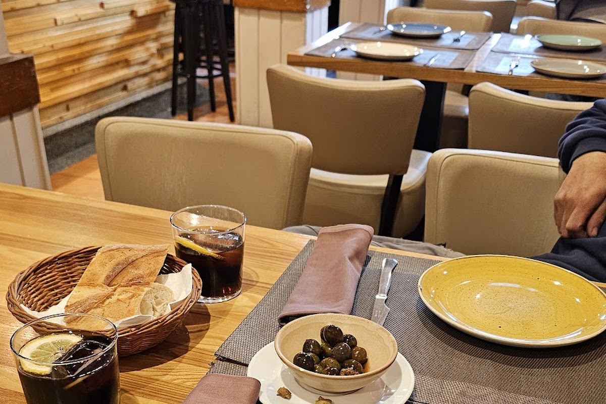 Taberna Ríos Rosas