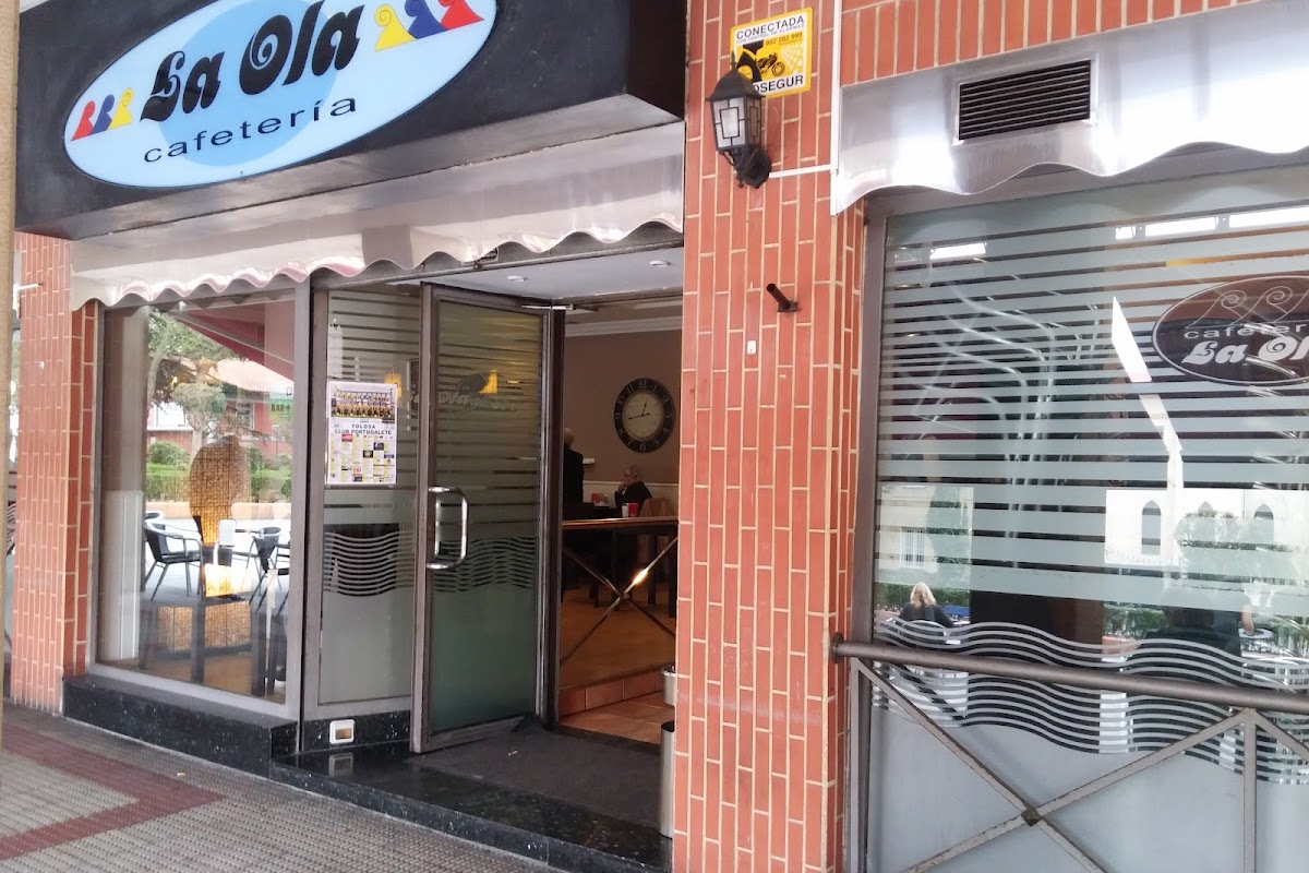La Ola, Portugalete, Spain