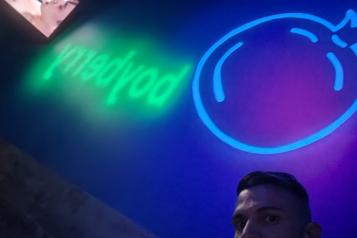 Boyberry Gay Bar