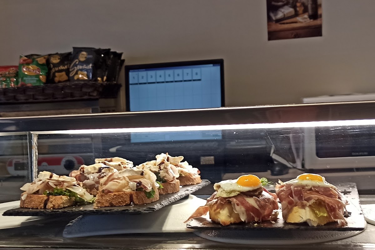 Tapas Y Pinchos Victoria