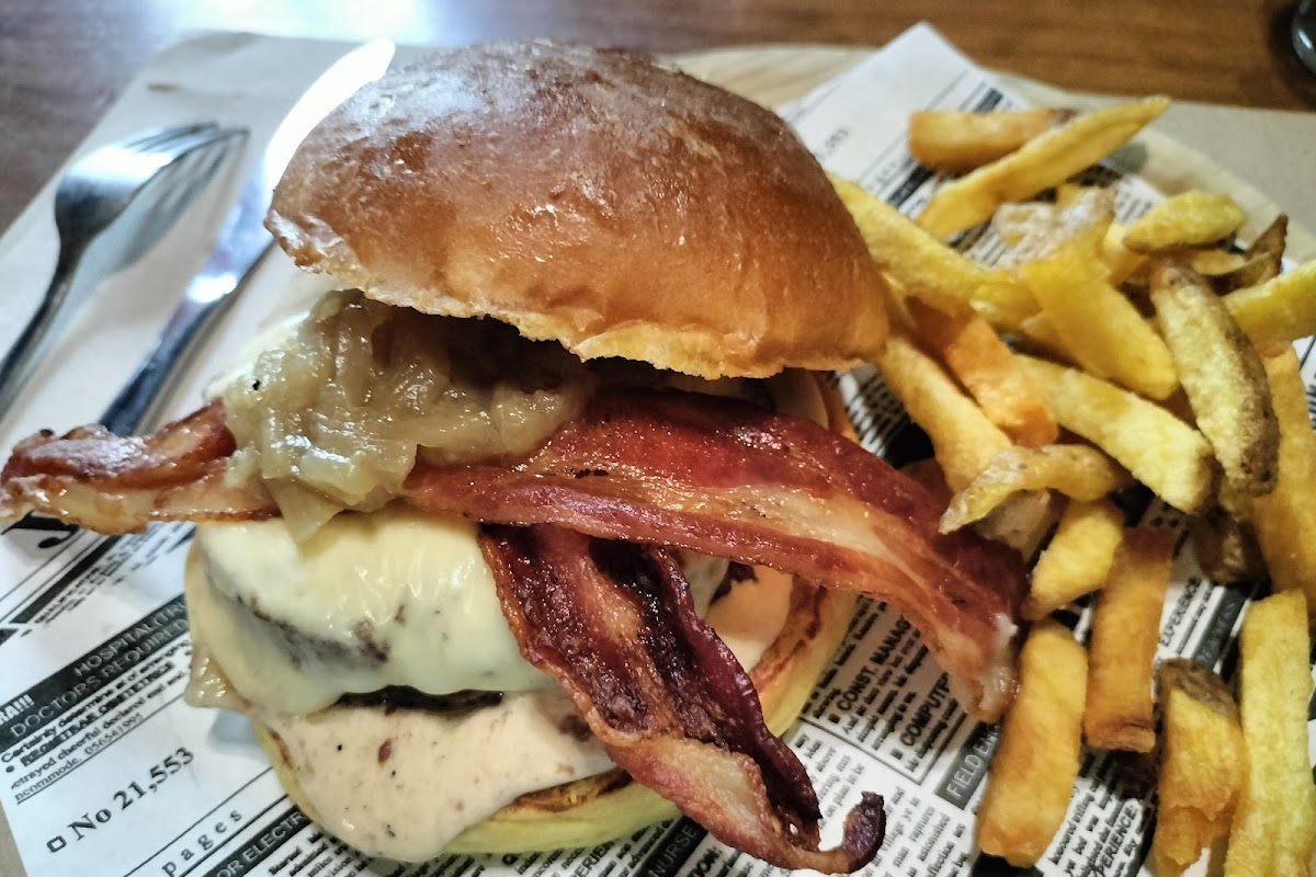 Golden Grill Burguer