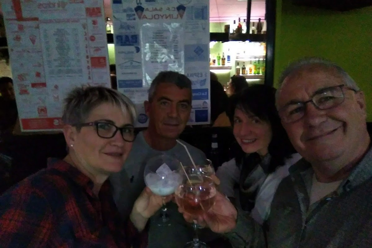 Gismat Music Bar, Linyola