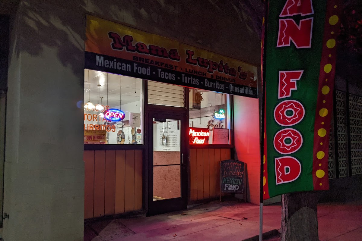 Mama Lupita's