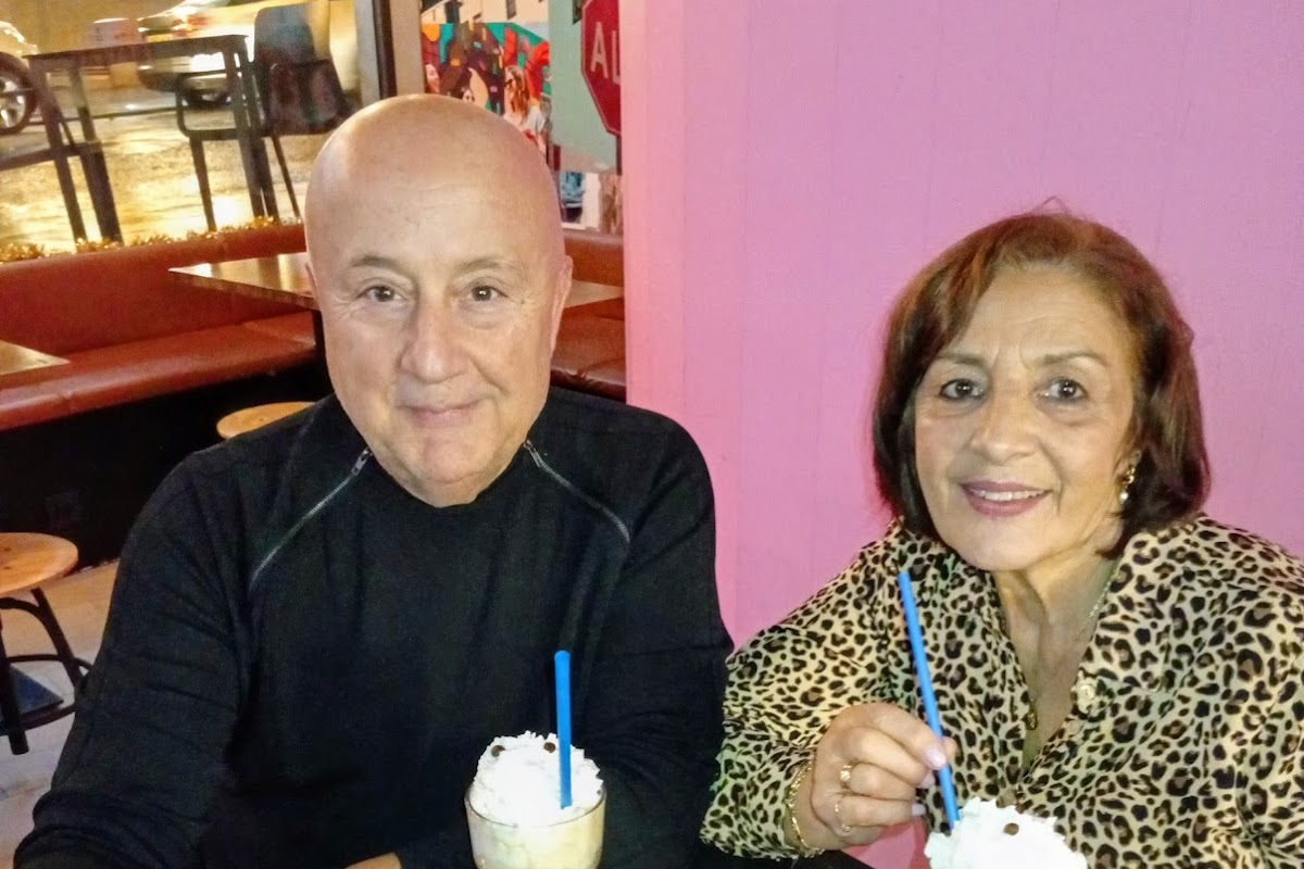 Rosa Lía - coffee, food & drinks