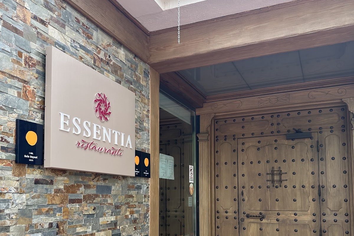 Essentia