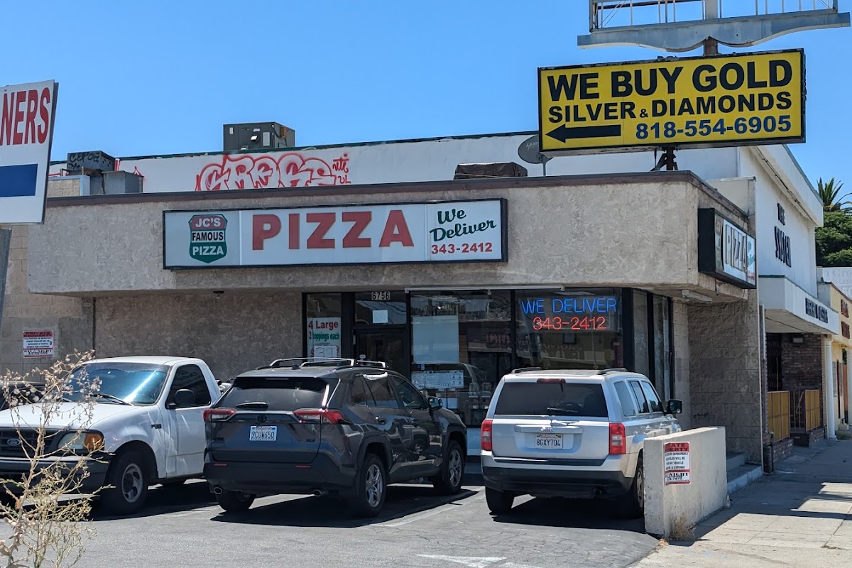 JC's Famous pizza