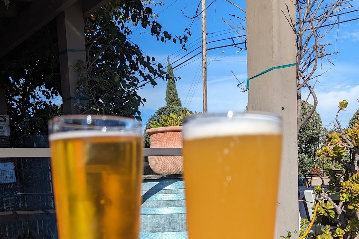 Golden Gate Bistro