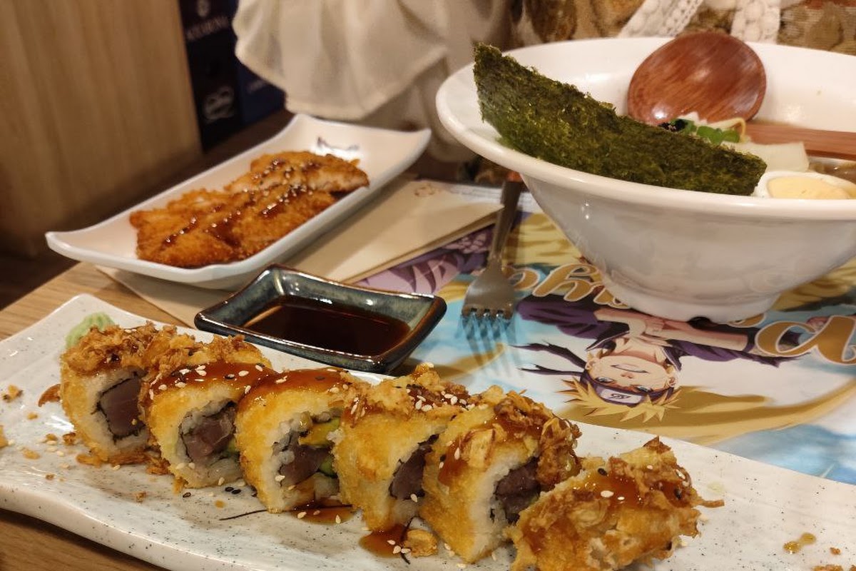Papaya Wok Sushi
