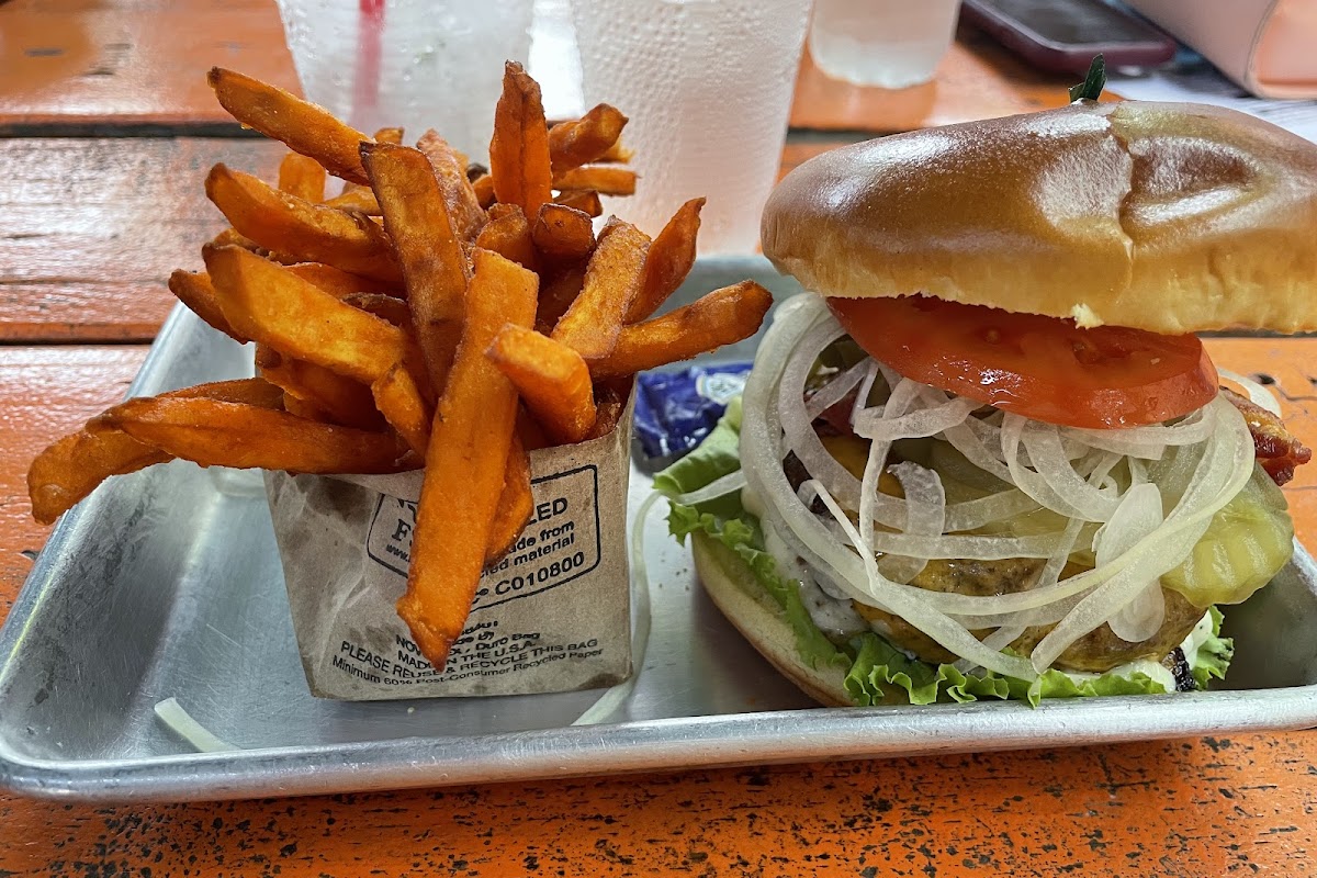 Burger Bar at the Verdanza Hotel