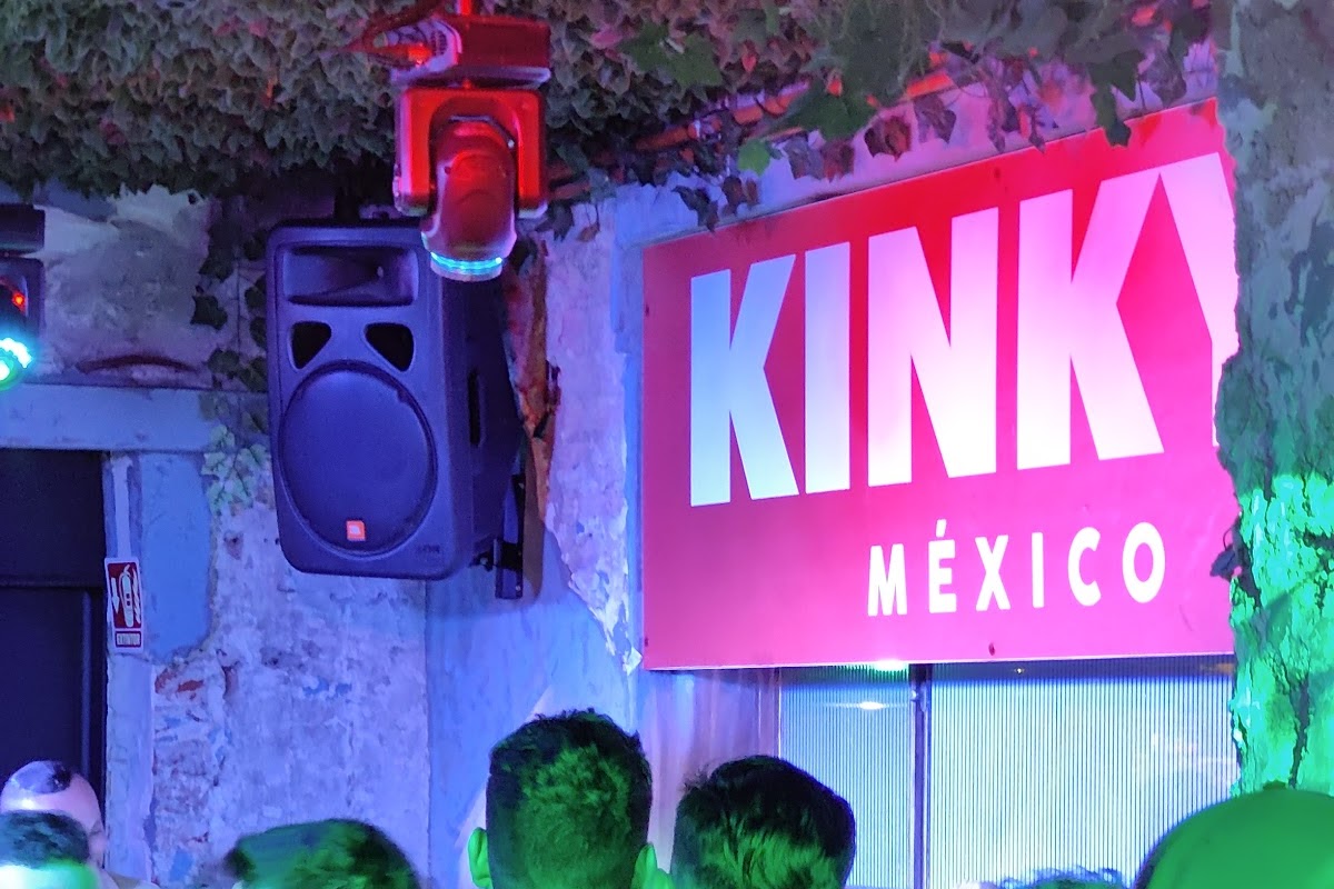 Kinky Bar
