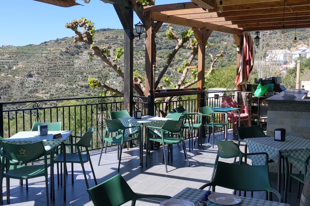 Terraza El Mirador, Laroles