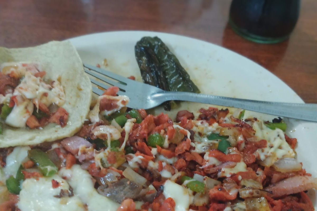Taqueria Autenticos Tacos Pozos