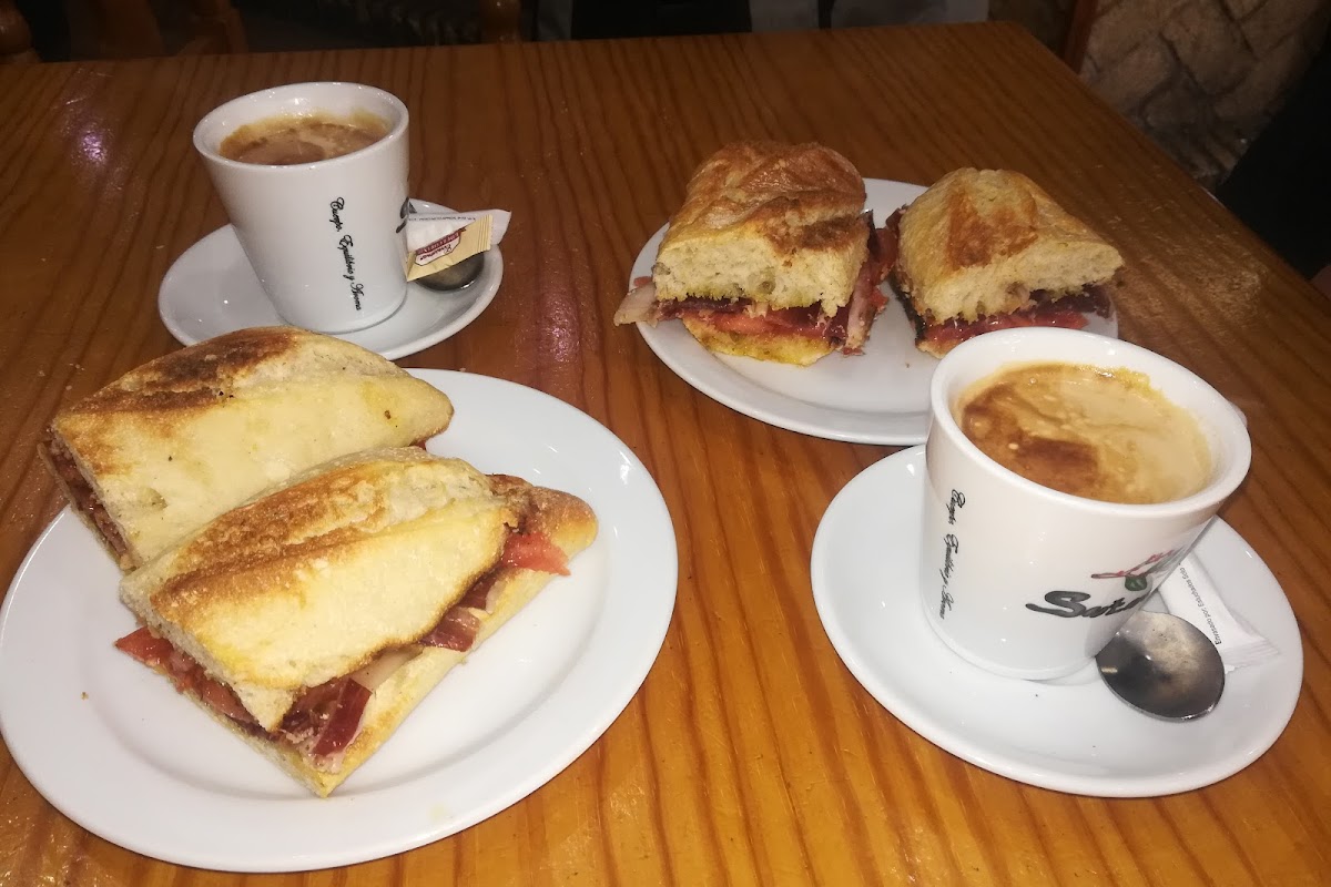Taberna Antigüa Barbería (Los Pajaritos)