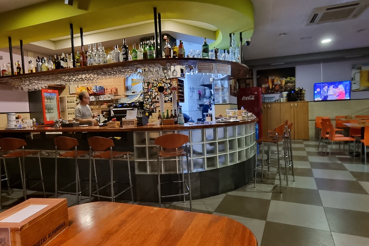 Bar Cafeteria El Cortijo