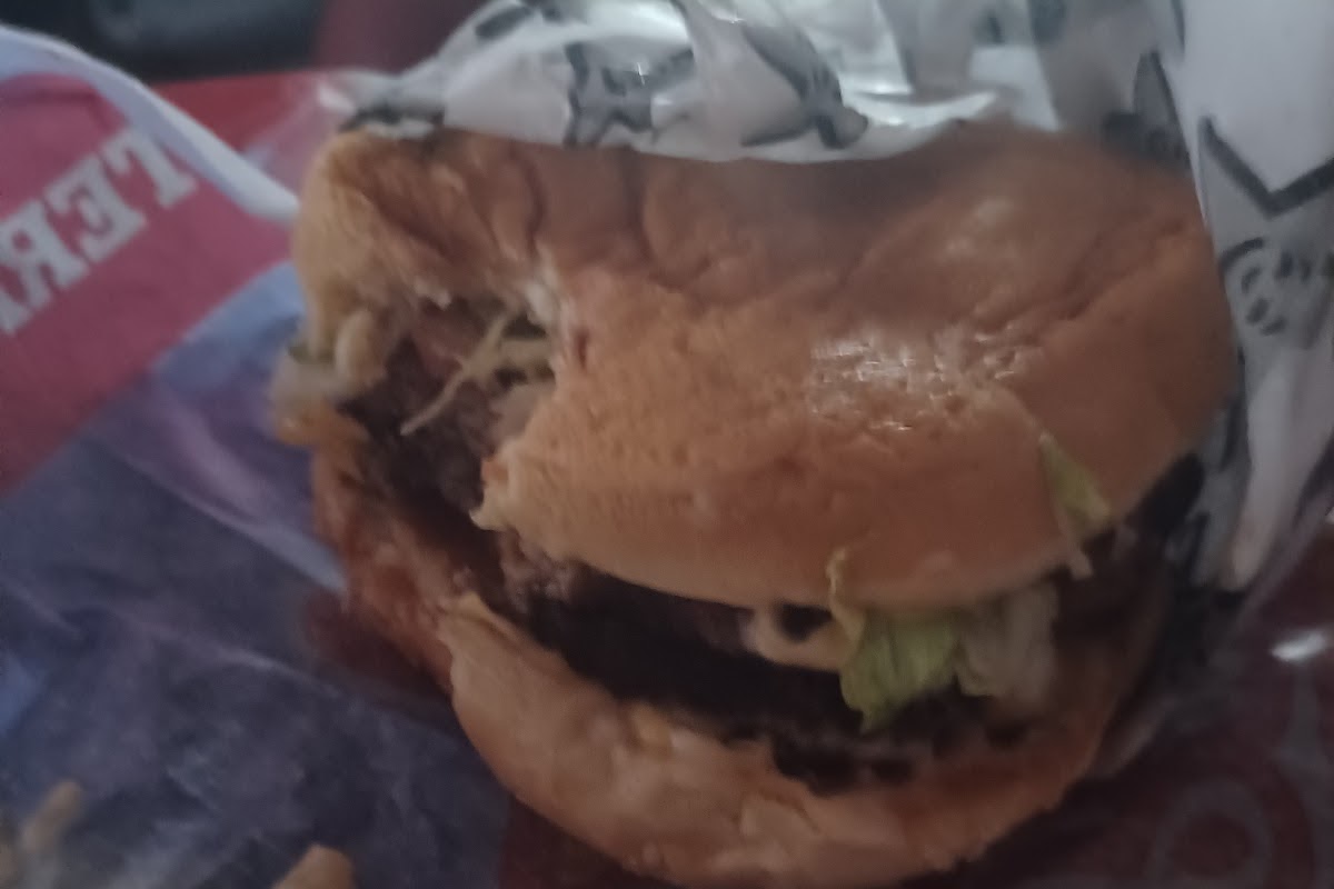 Carl's Jr.