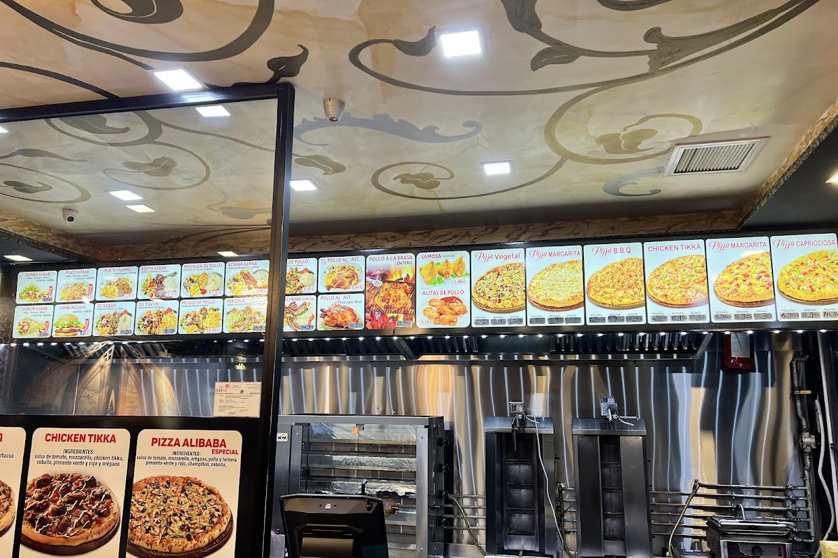 Luna Kebab & Pizzeria