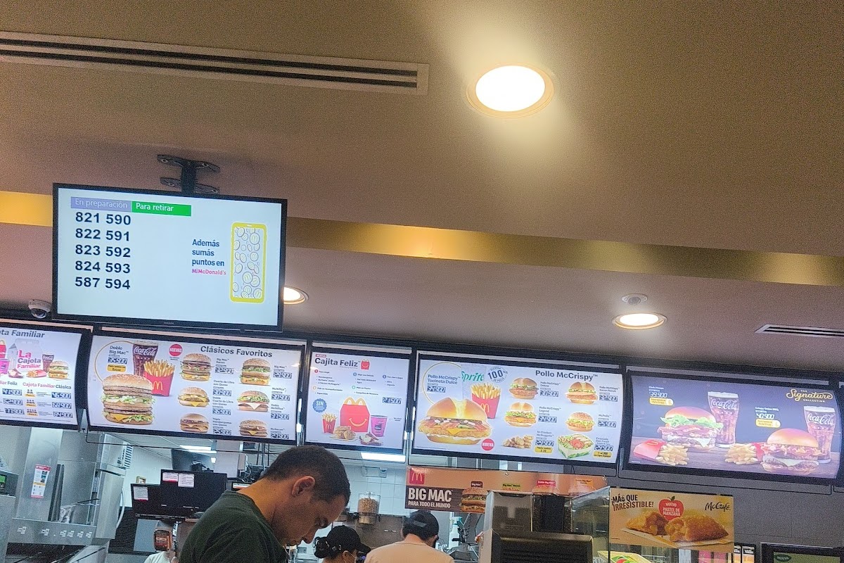 McDonald's, Santander, Colombia
