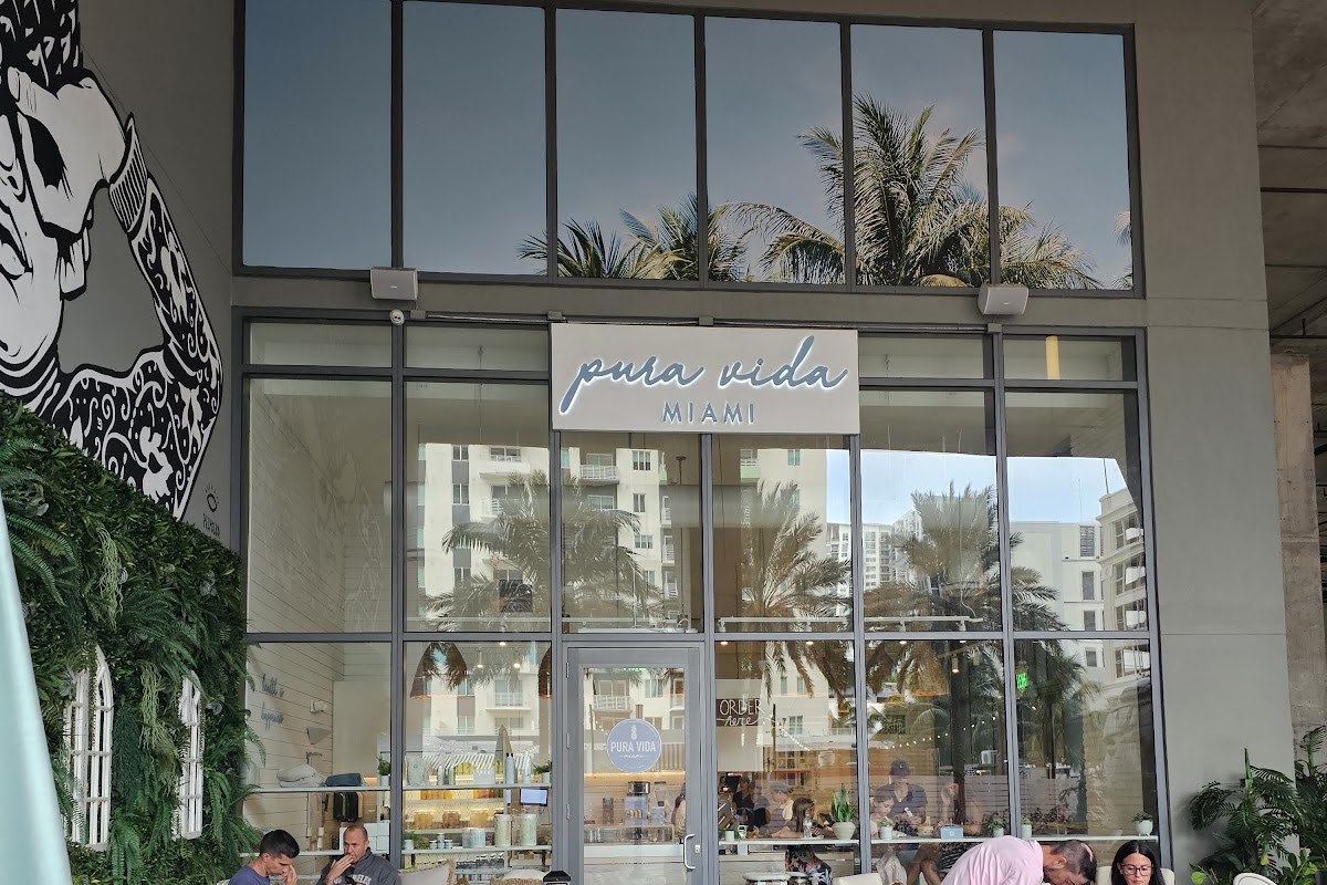 Pura Vida Miami, Fort Lauderdale, FL