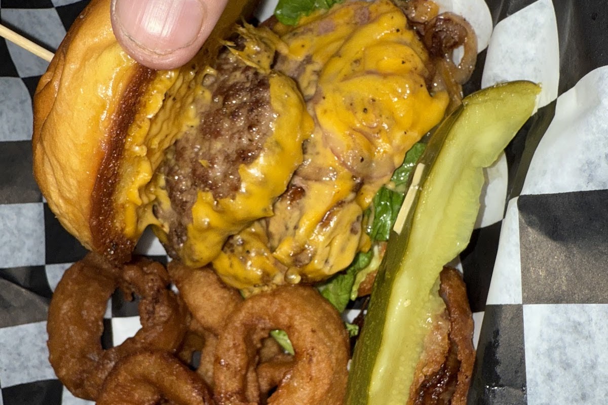 Louie's on Main, Garden Grove, CA
