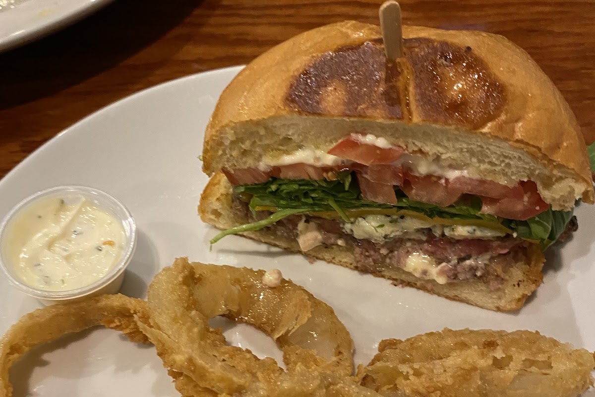 Amarith Farmhouse Restaurant & Pie Shoppe, Fountain Valley, CA